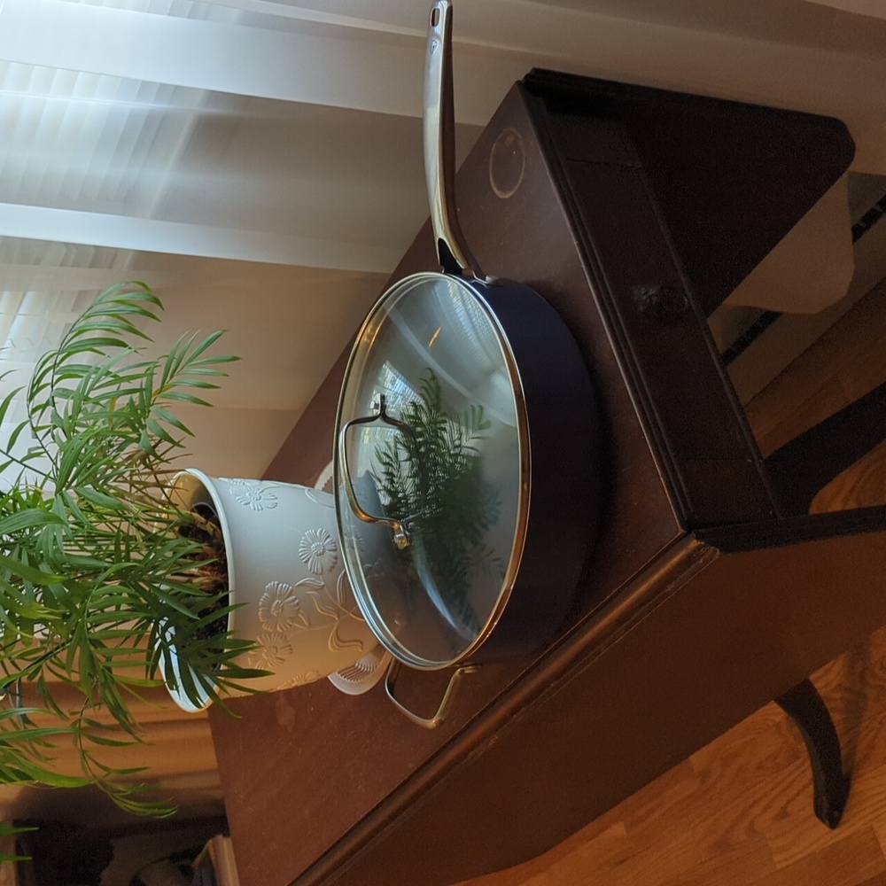 Blue Diamond large skillet